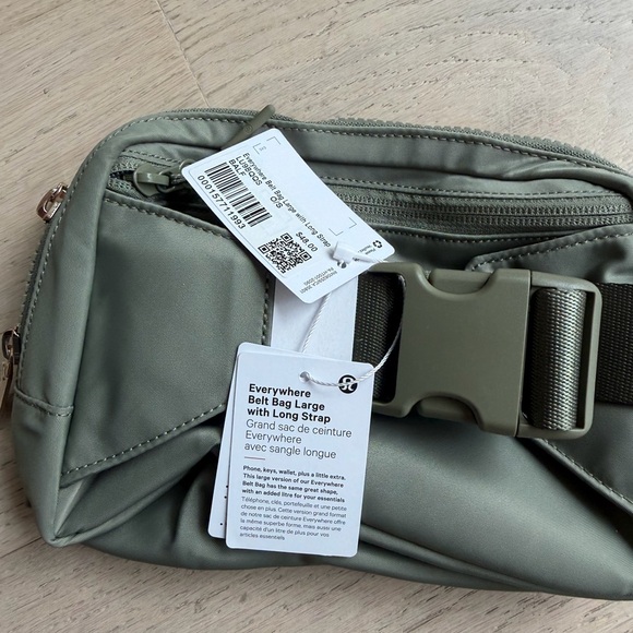 Lululemon Athletica Olive Belt Bag - Picture 3 of 3